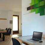 Modern In The Heart Of Chateau De Champagnat Nyaraló