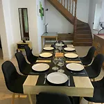 Modern In The Heart Of Chateau De Champagnat * Cusset